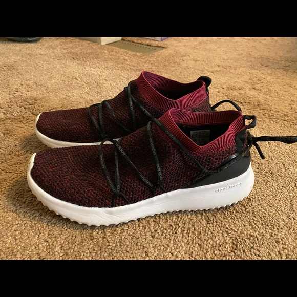 Adidas shoes - Picture 1 of 2